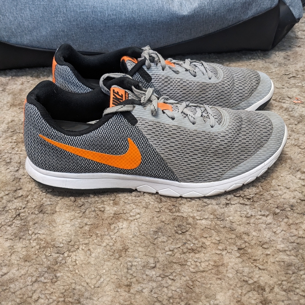 Nike Flex Experience RN 5 Running Shoes Mens 10 Gray Orange Sneakers 844514-007